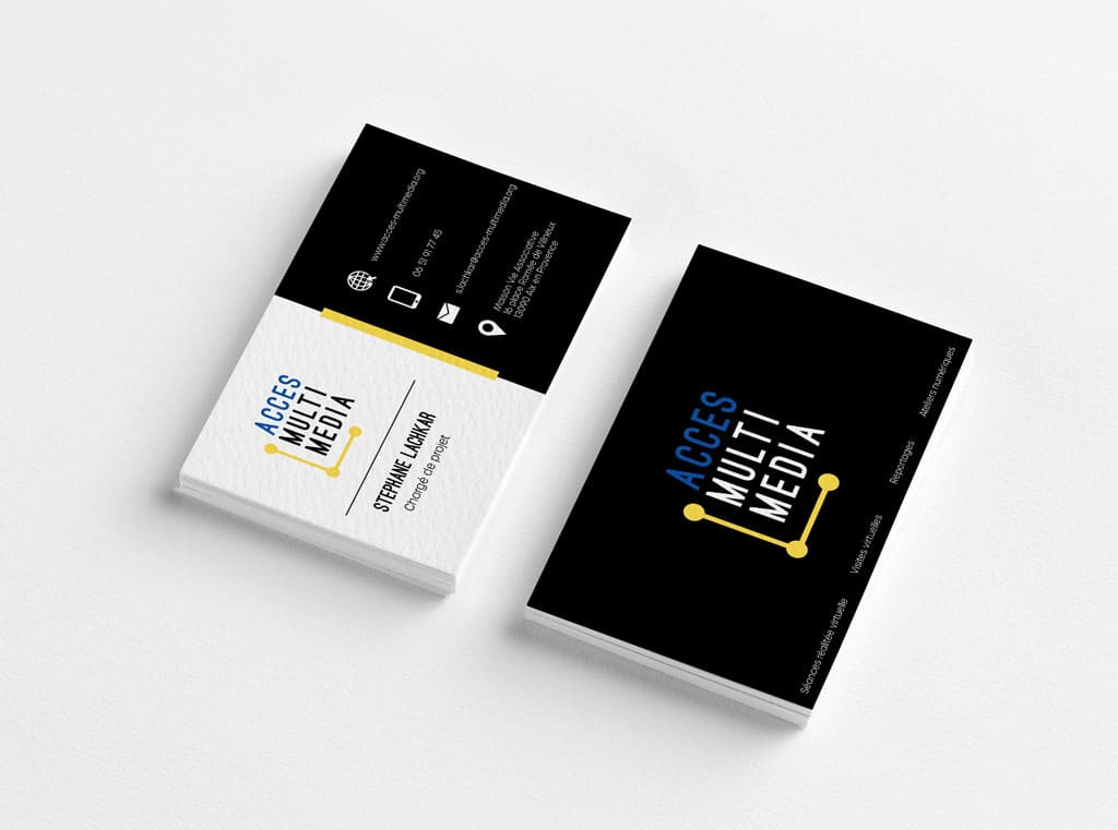 Cartes de visite d'Accès Multimédia créées dans le cadre de la nouvelle identité visuelle, en parallèle de la refonte du site web.