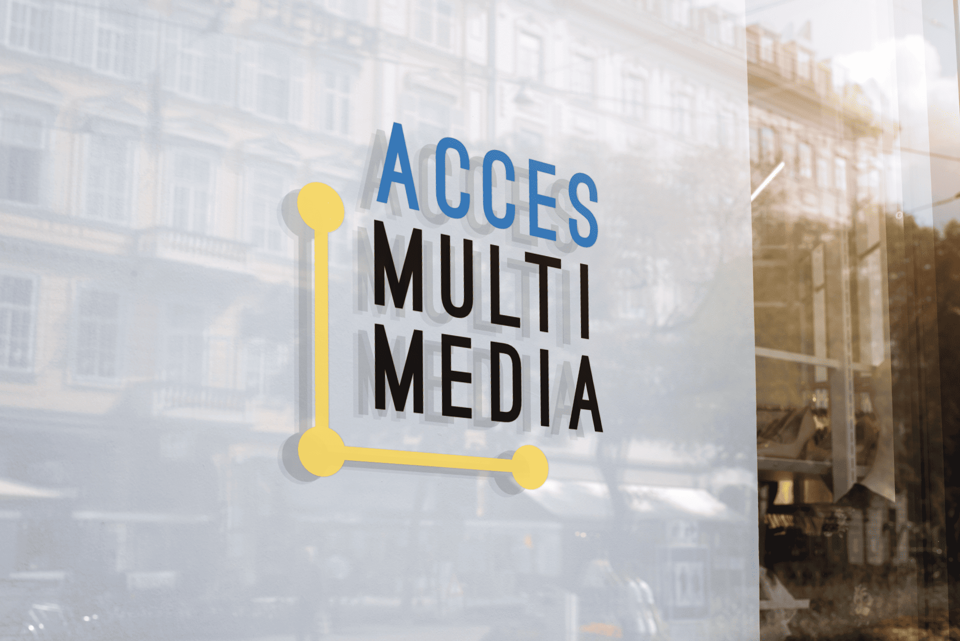 Logo d'Accès Multimédia, modernisé lors de la refonte de l'identité visuelle et du site web de l'association.