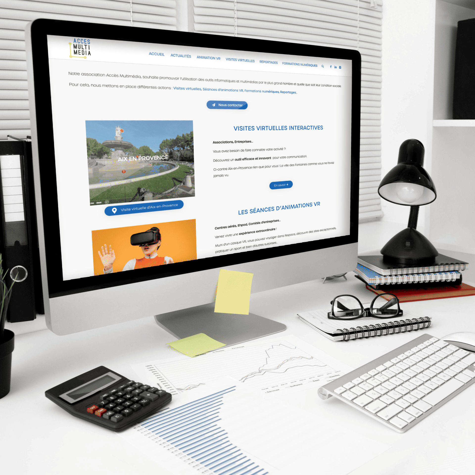 Page d'accueil du site web refondu de l'association Accès Multimédia, présentant les sections sur les visites virtuelles interactives et les séances d'animations VR.